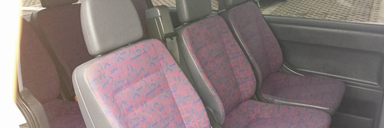 Kombi prevoz putnika Domaci i inostrani 061/681-9955
